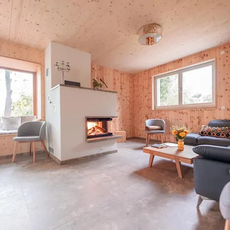 Holz100-musterhaus * Gotha